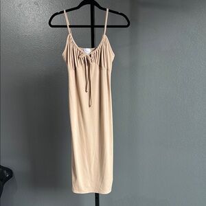 Elegant Beige Sleeveless Dress